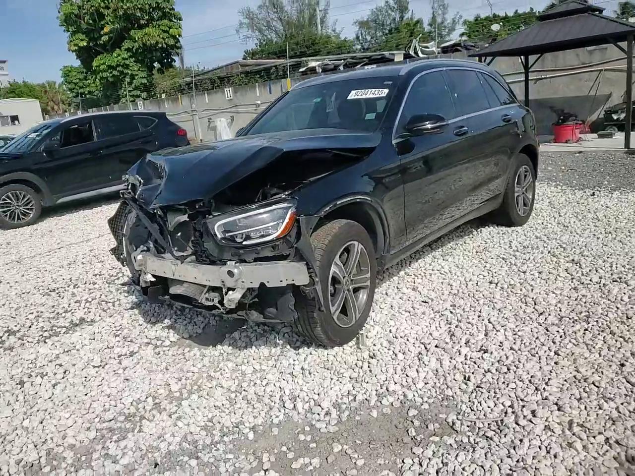 Фото: W1N0G8DB9MV264650