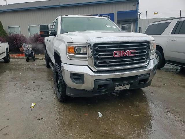 2017 GMC Sierra K2500 Heavy Duty VIN: 1GT22REG3HZ173807 Lot: 94075475
