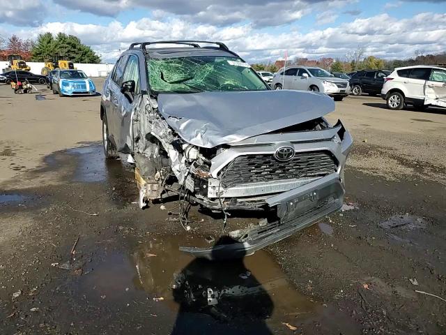 2019 Toyota Rav4 Xle VIN: JTMP1RFV6KD040307 Lot: 91306775