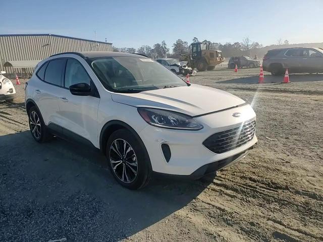 2021 Ford Escape Se VIN: 1FMCU0BZ2MUB21653 Lot: 92820665