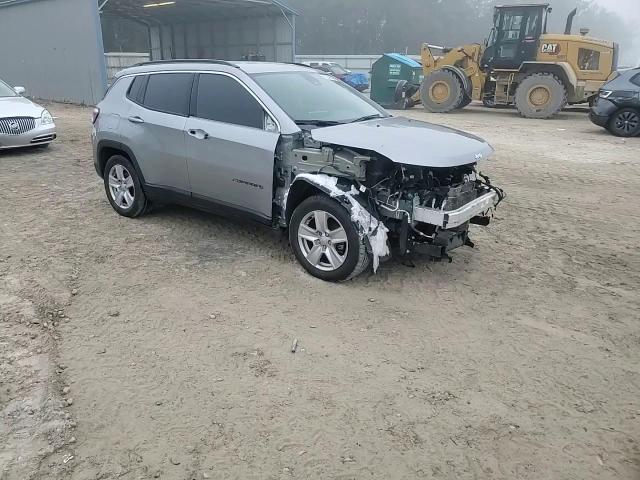 2022 Jeep Compass Latitude VIN: 3C4NJCBB3NT218012 Lot: 93448905