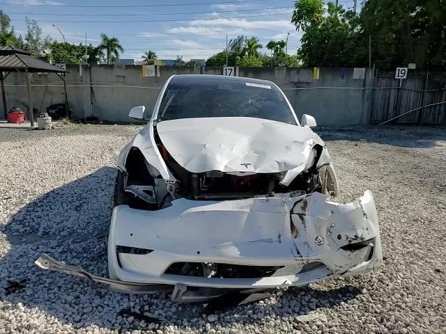 2022 Tesla Model Y VIN: 7SAYGDEF6NF530102 Lot: 92348845