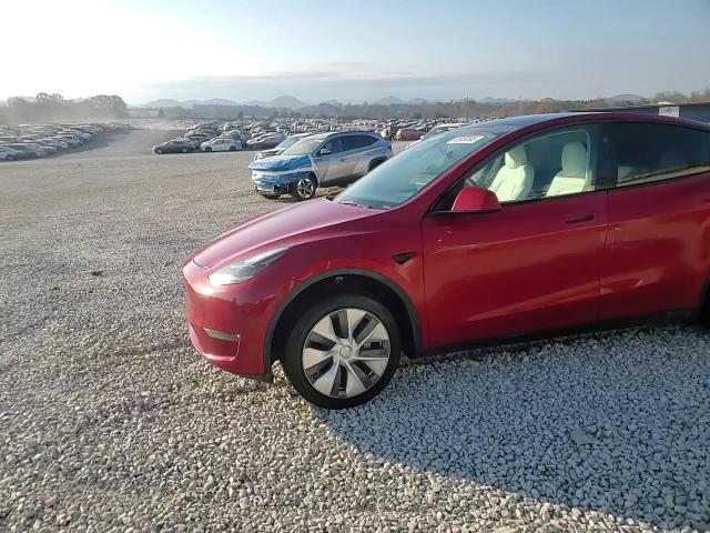 2023 Tesla Model Y VIN: 7SAYGDEE1PA211343 Lot: 92989595