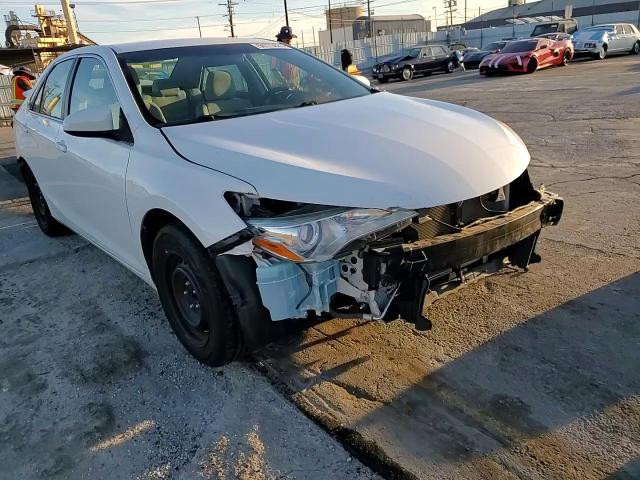 2015 Toyota Camry Le VIN: 4T4BF1FKXFR467516 Lot: 94773885