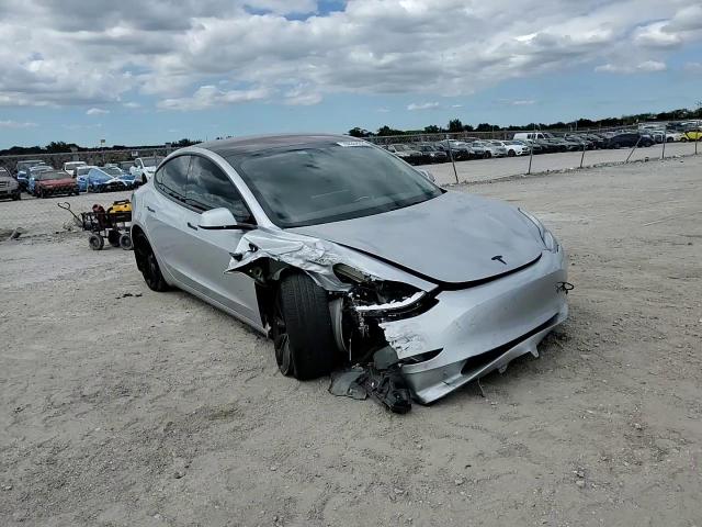 2018 Tesla Model 3 VIN: 5YJ3E1EB8JF069276 Lot: 92354225