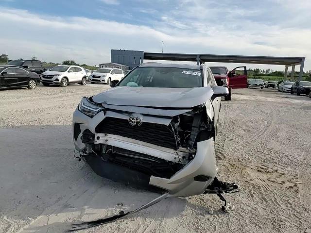 2022 Toyota Rav4 Xle VIN: 2T3W1RFV7NC182217 Lot: 92358515