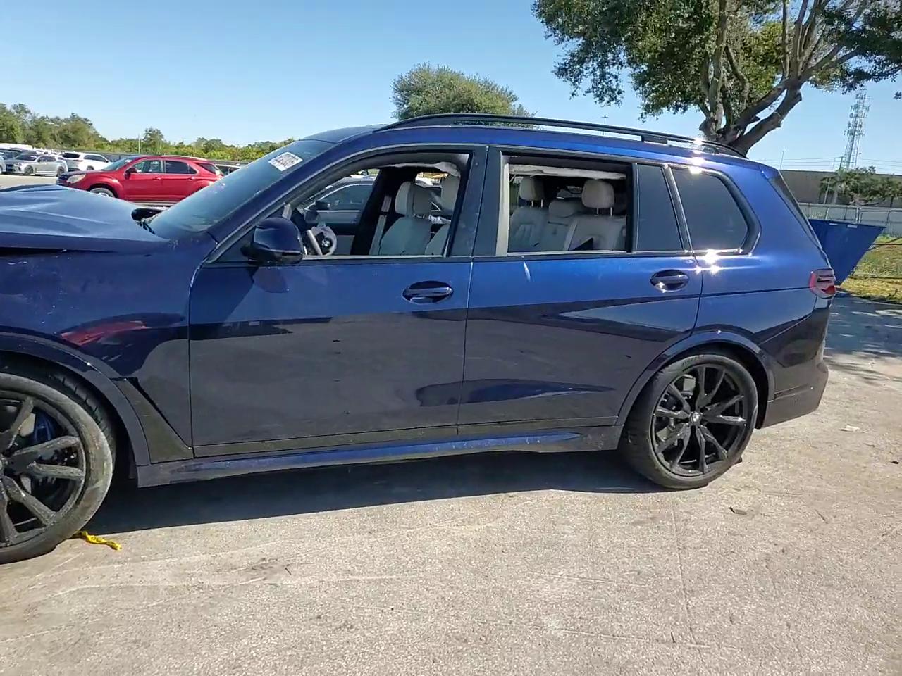 Фото: 5UX23EM01T9136806