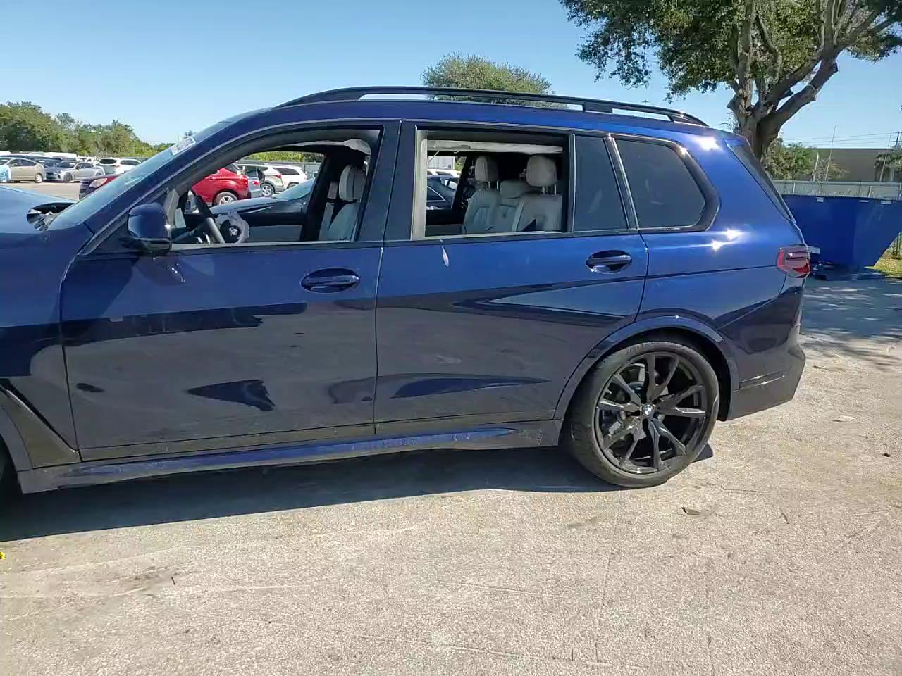 Фото: 5UX23EM01T9136806