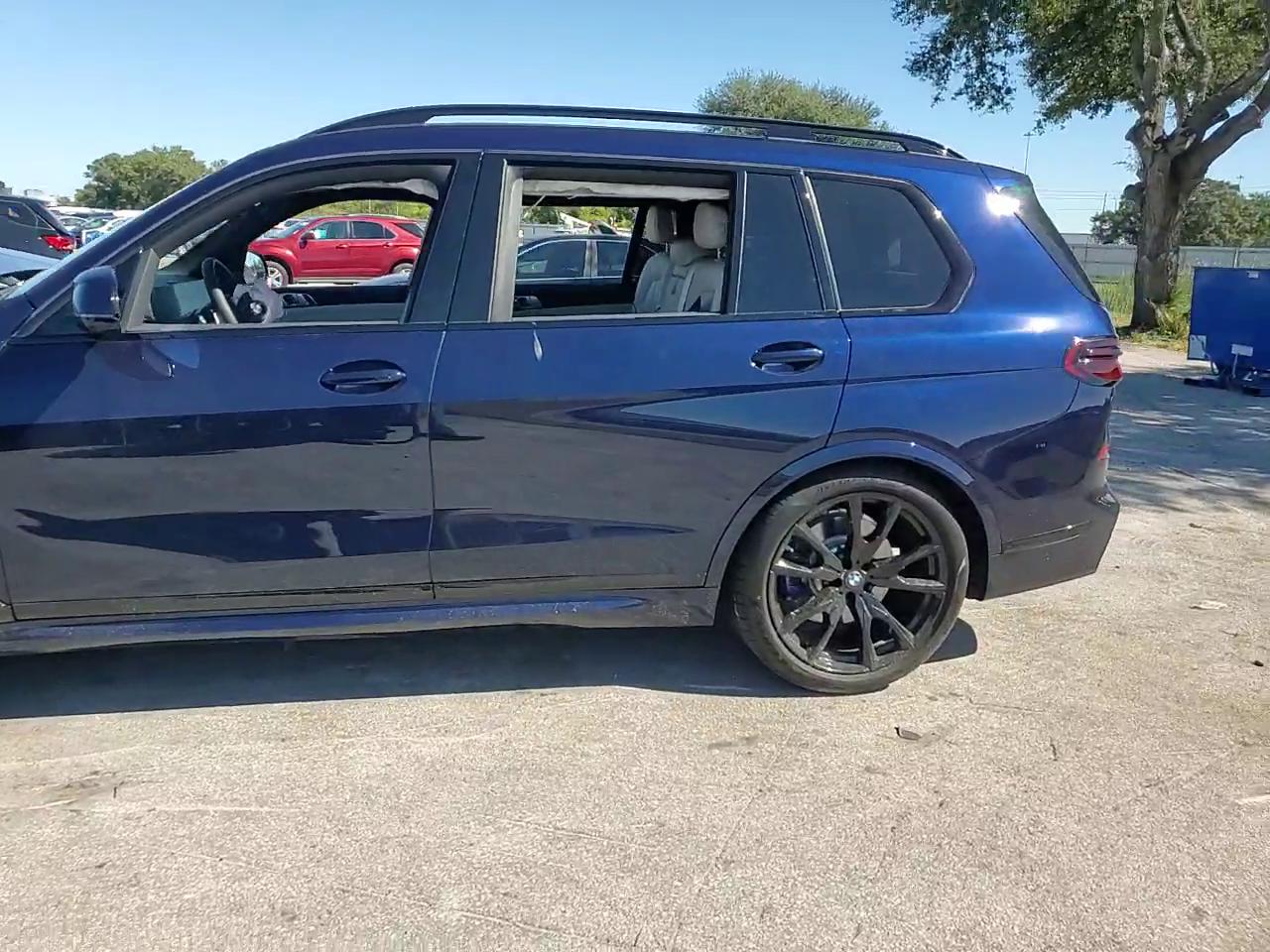 Фото: 5UX23EM01T9136806