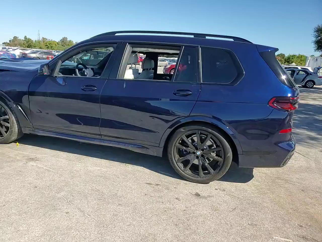 Фото: 5UX23EM01T9136806