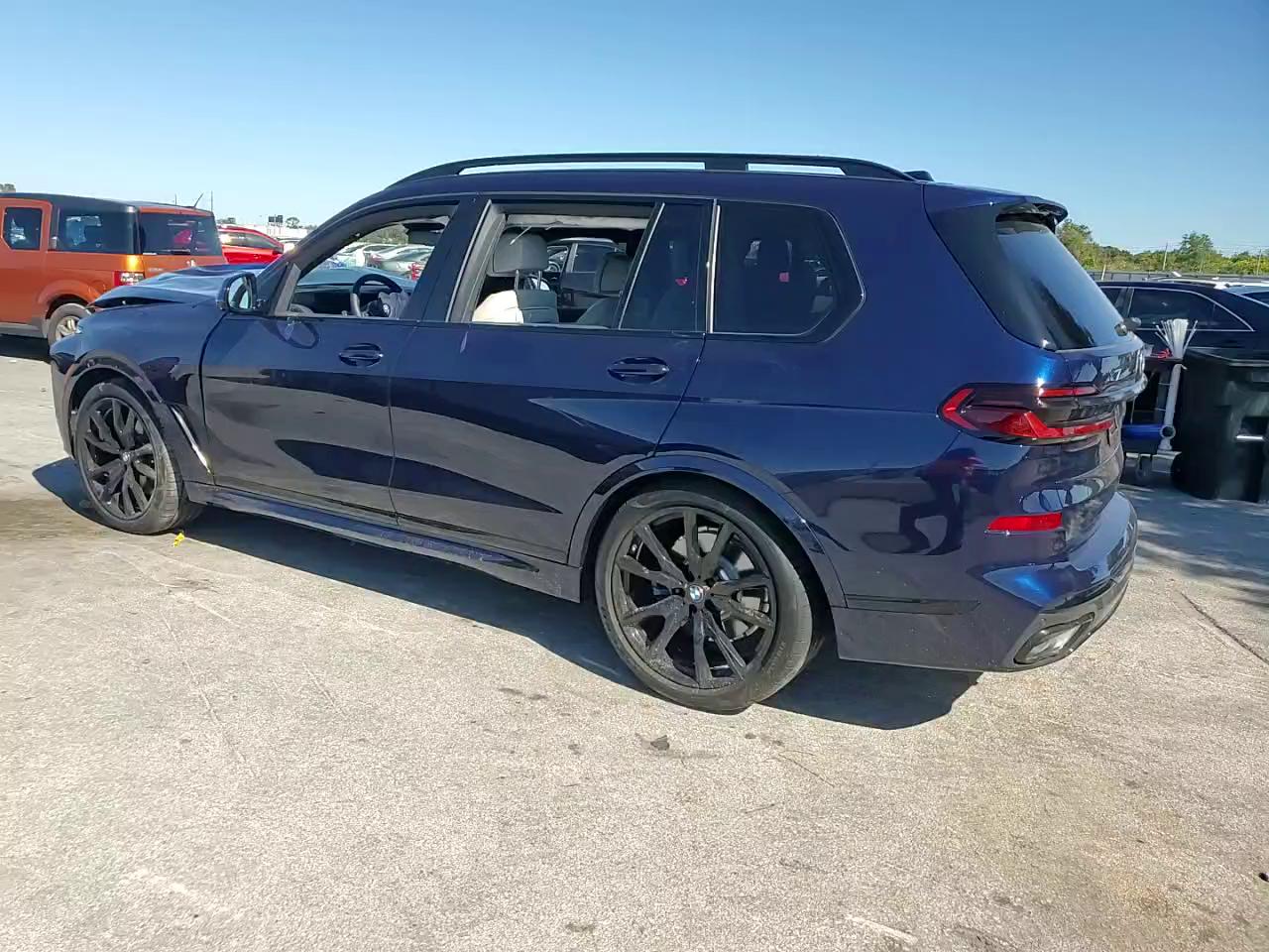 Фото: 5UX23EM01T9136806