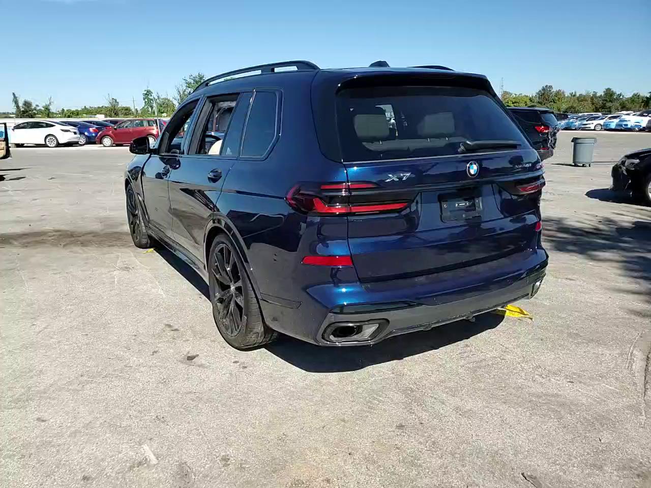 Фото: 5UX23EM01T9136806