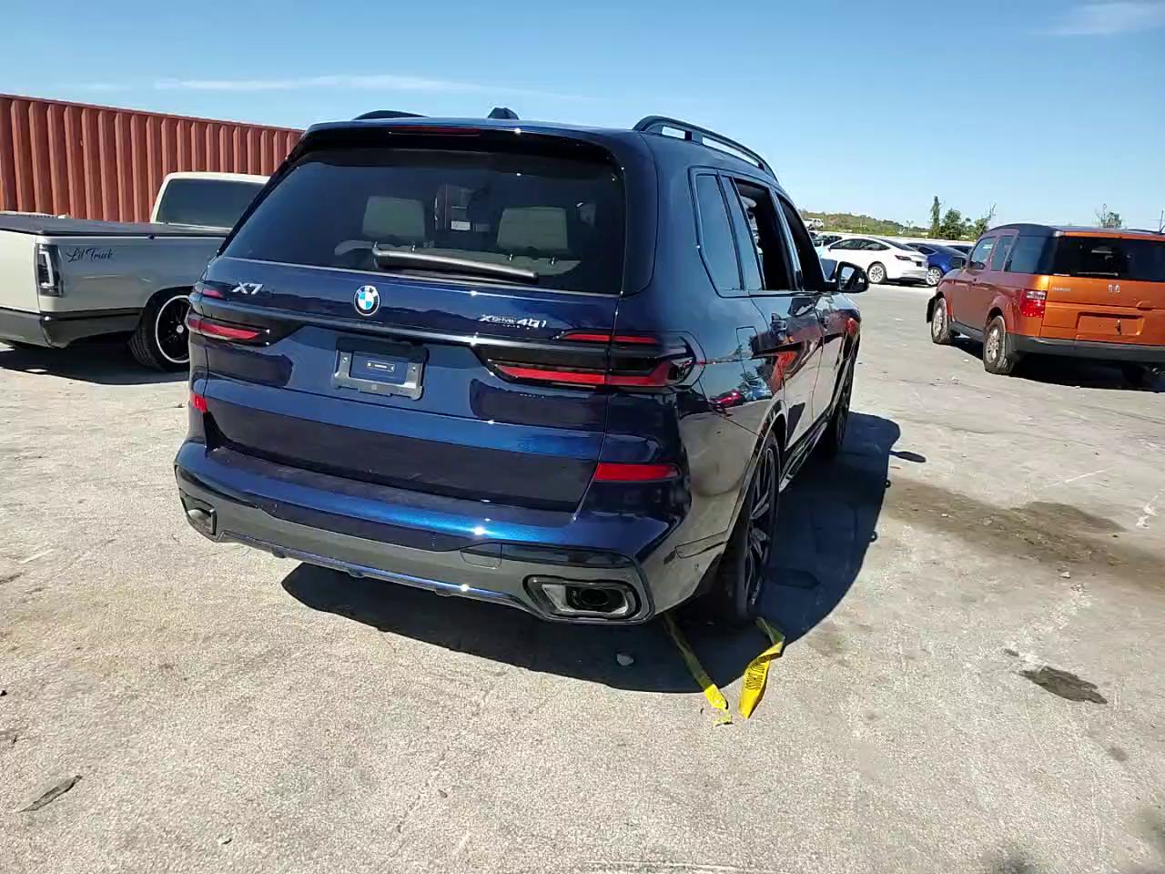 Фото: 5UX23EM01T9136806