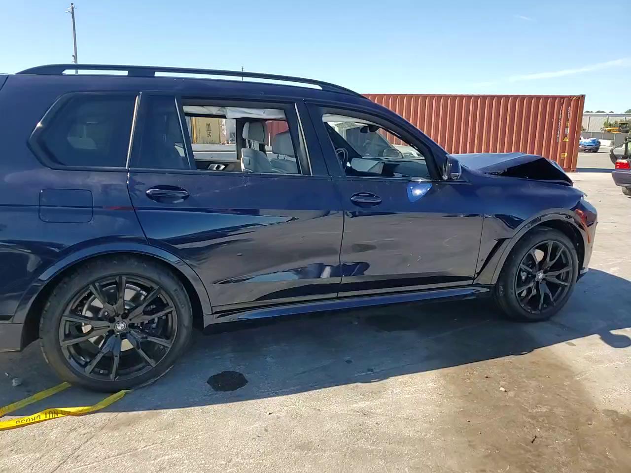 Фото: 5UX23EM01T9136806