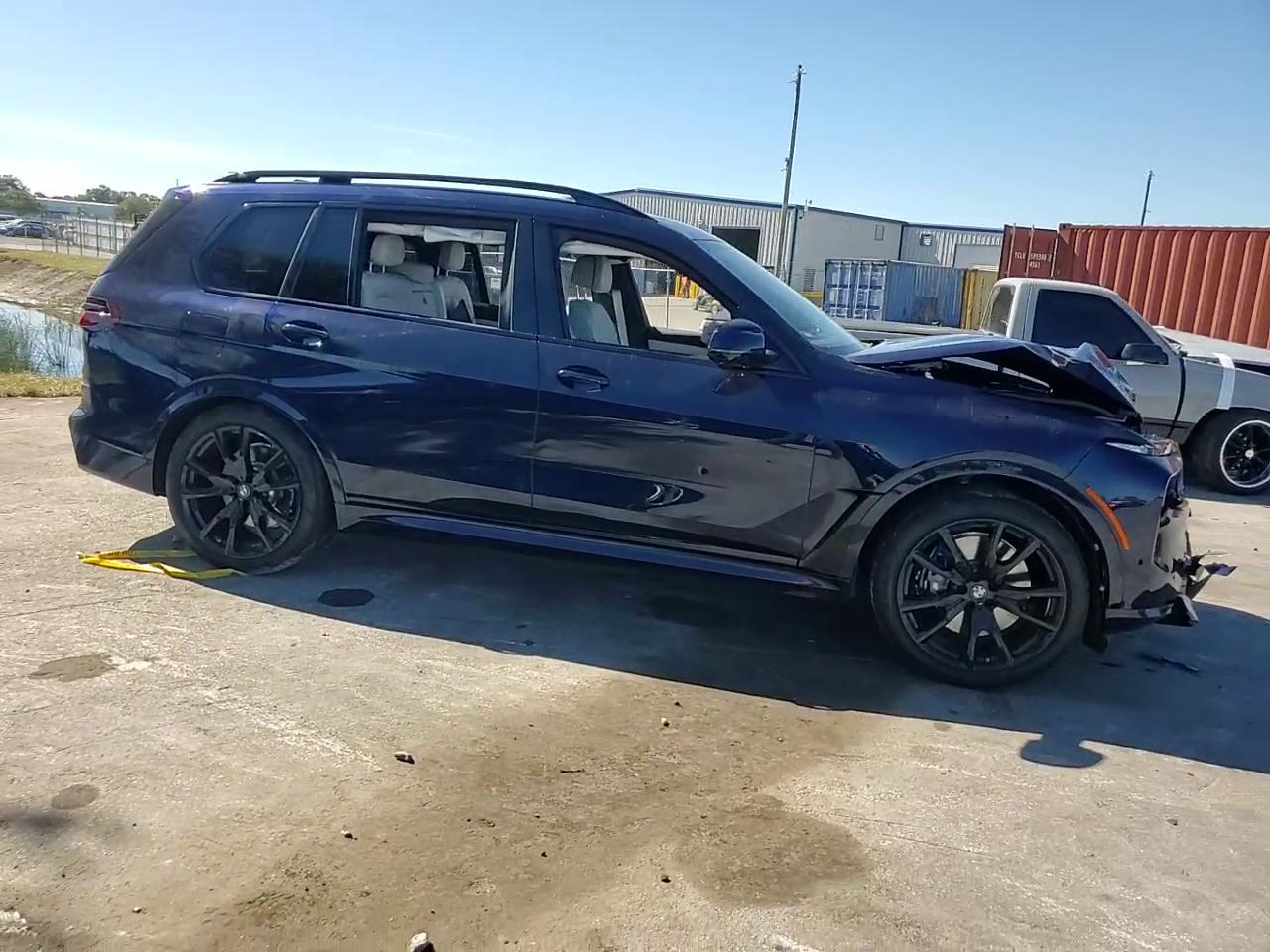 Фото: 5UX23EM01T9136806