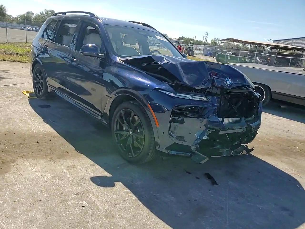 Фото: 5UX23EM01T9136806