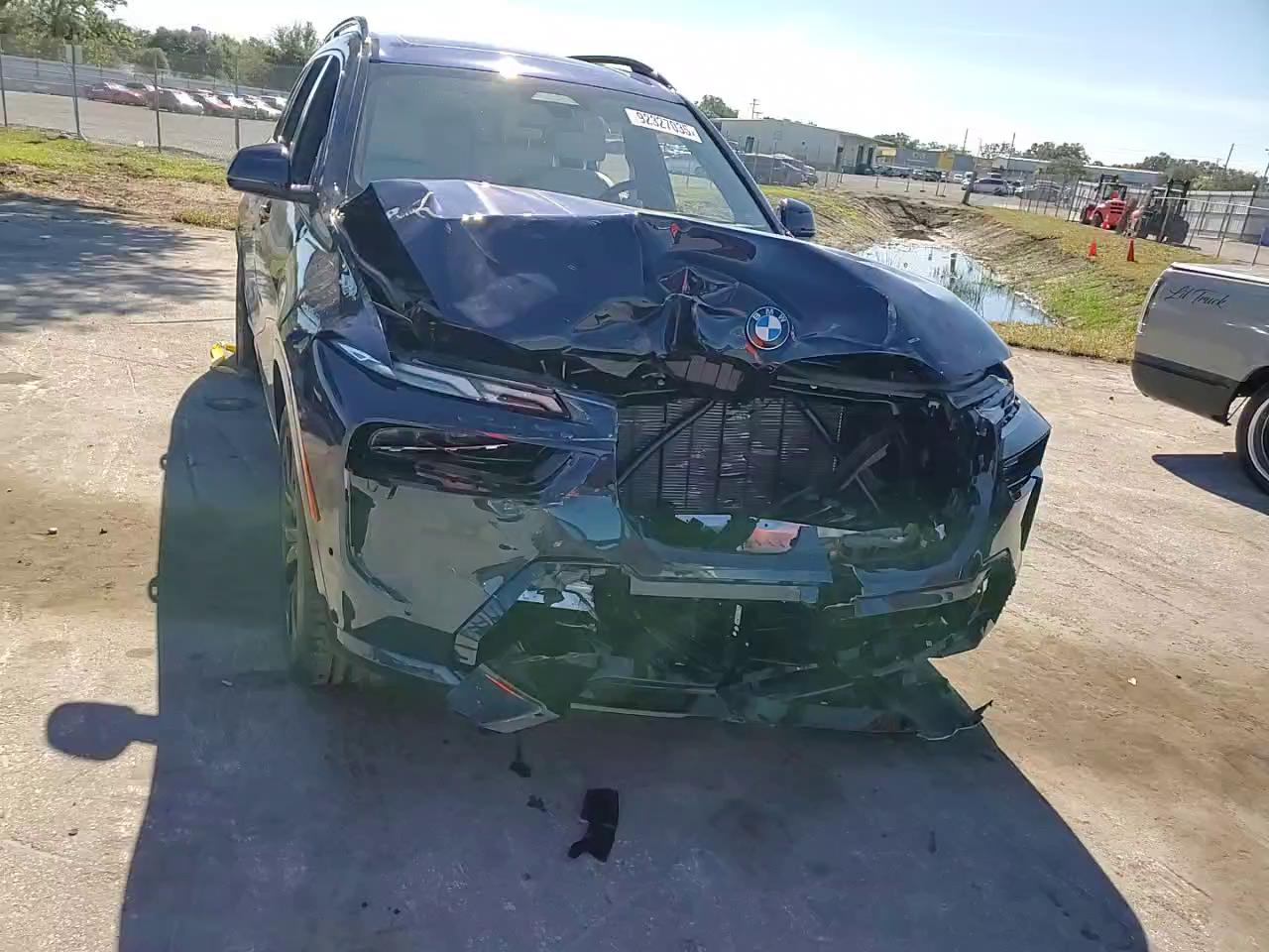 Фото: 5UX23EM01T9136806