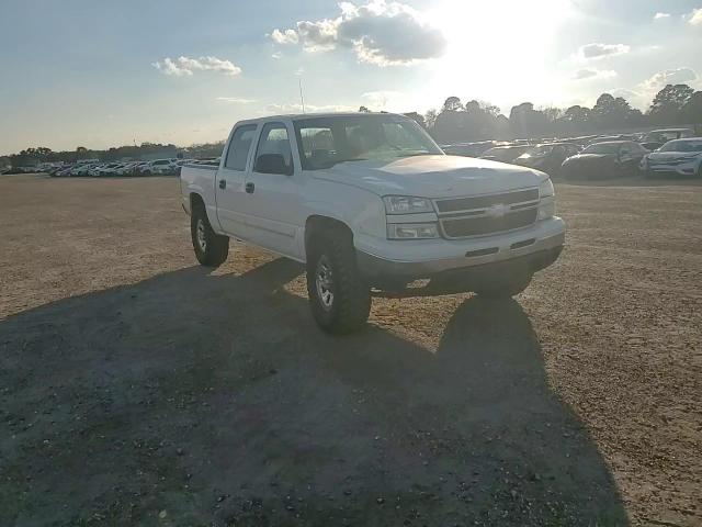 2006 Chevrolet Silverado C1500 VIN: 2GCEC13T461161215 Lot: 93954325