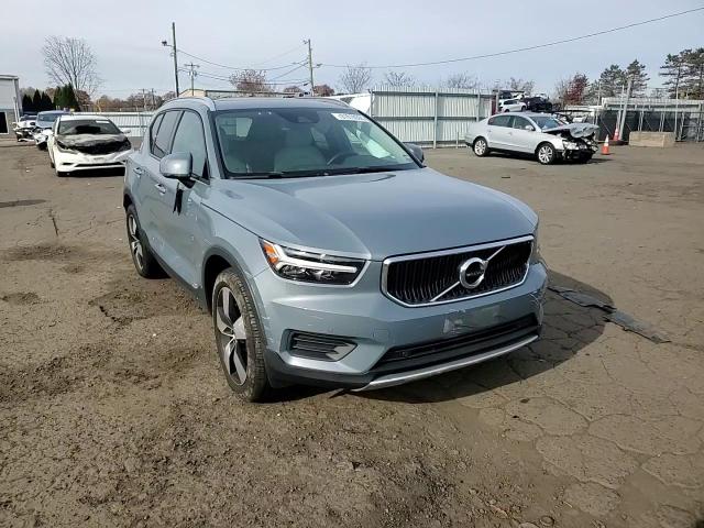 2020 Volvo Xc40 T5 Momentum VIN: YV4162UK5L2325825 Lot: 91810395