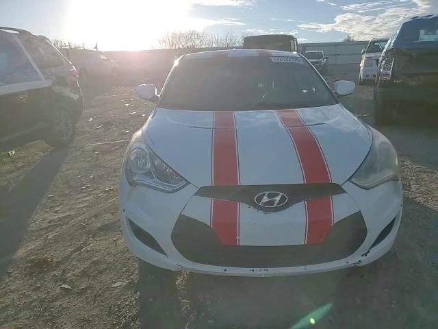 2015 Hyundai Veloster VIN: KMHTC6AD2FU245095 Lot: 92332175