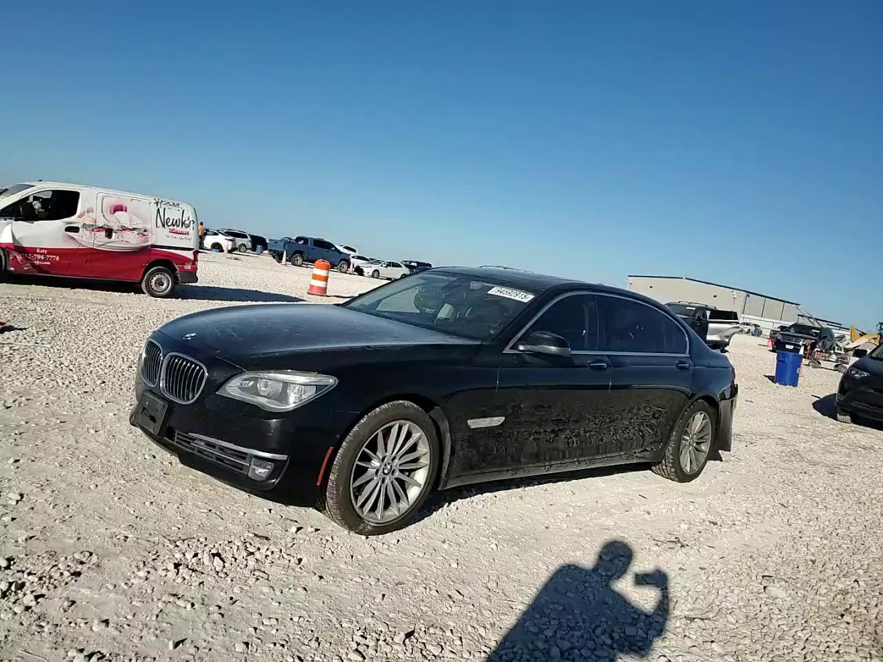 Фото: WBAYF8C55ED141764