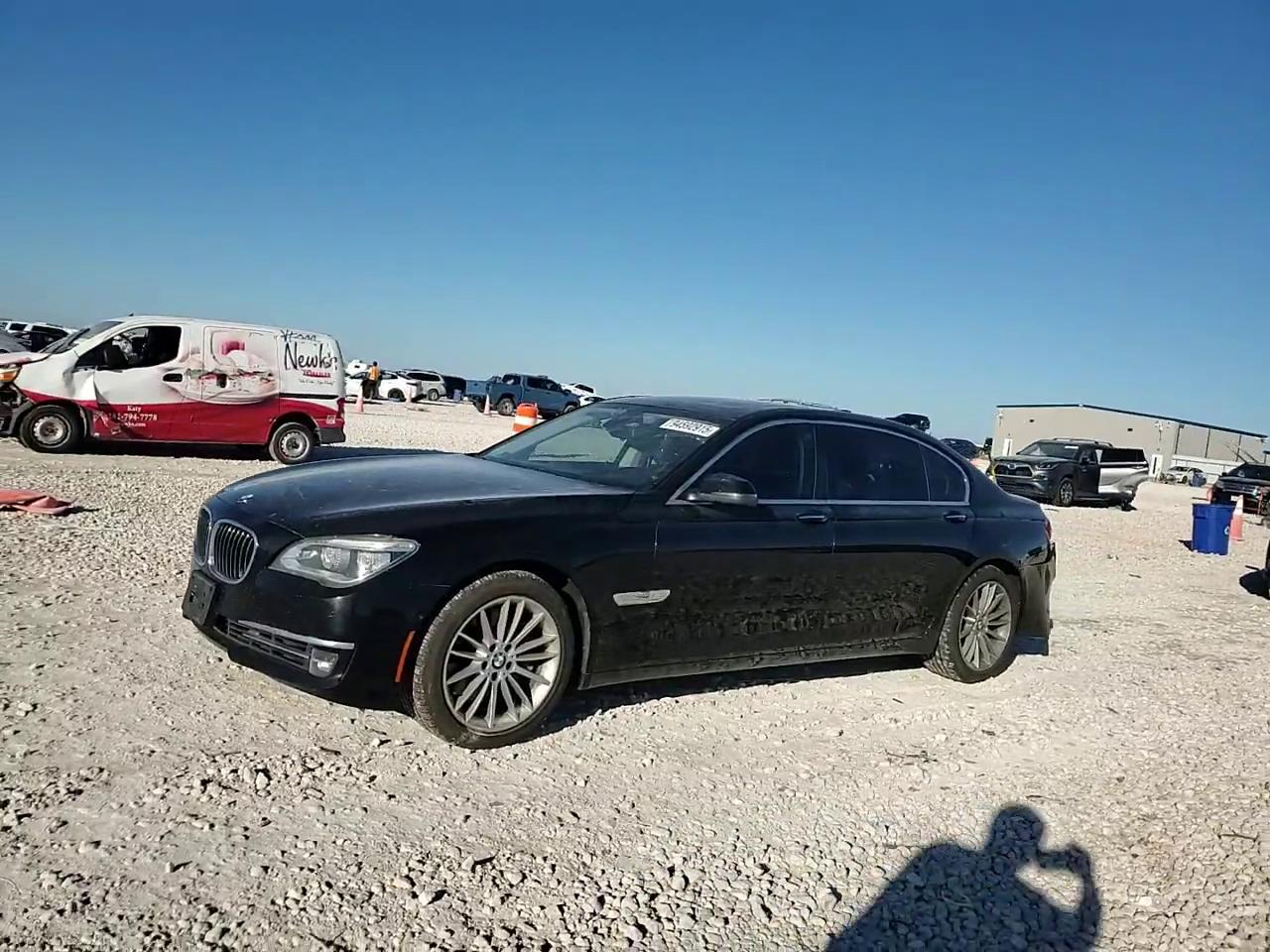 Фото: WBAYF8C55ED141764