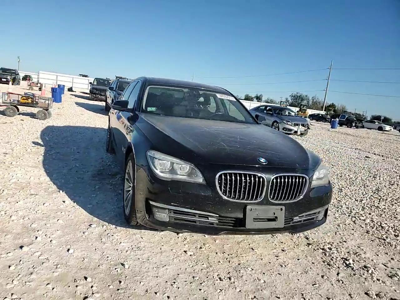 Фото: WBAYF8C55ED141764