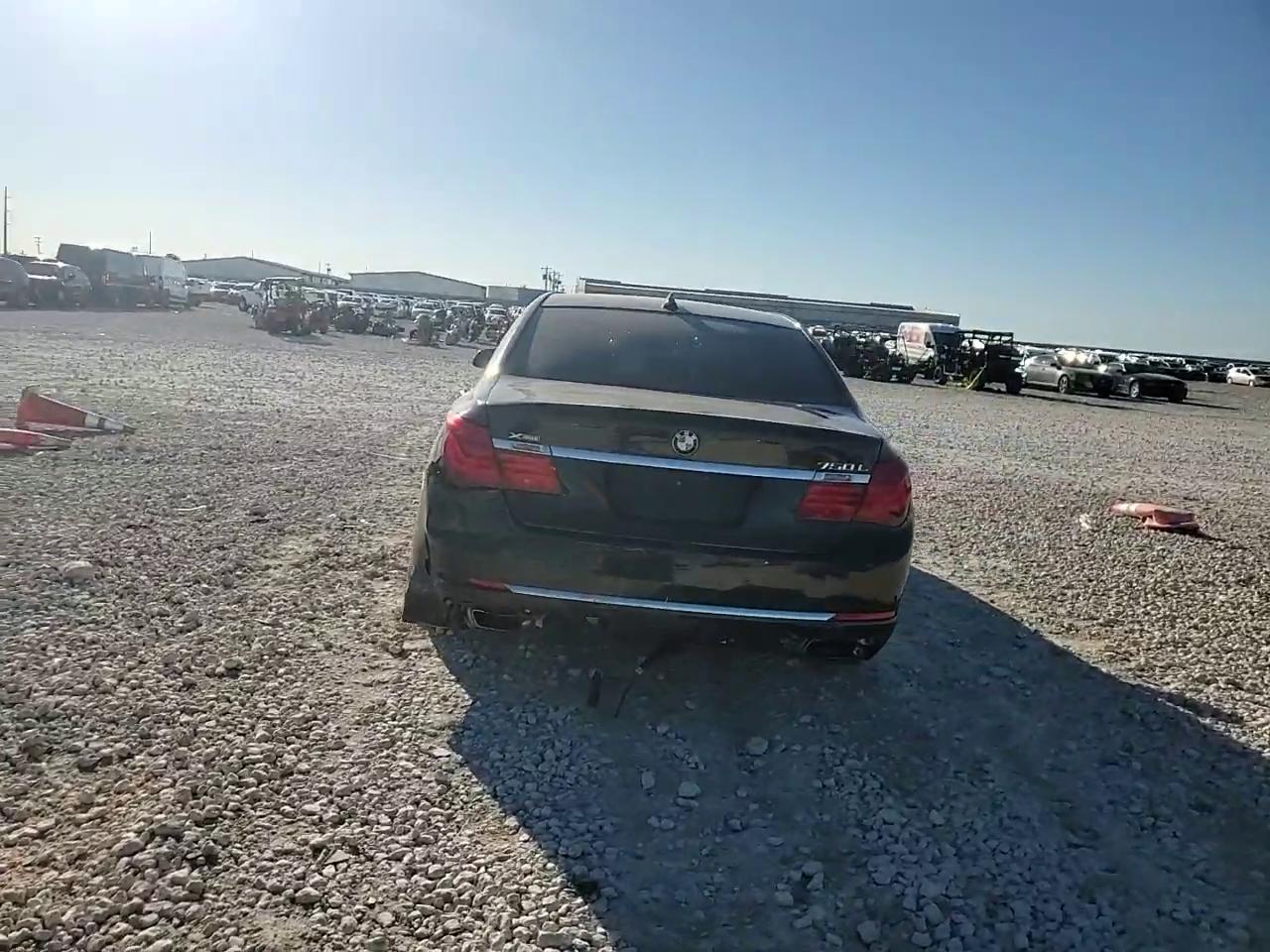 Фото: WBAYF8C55ED141764