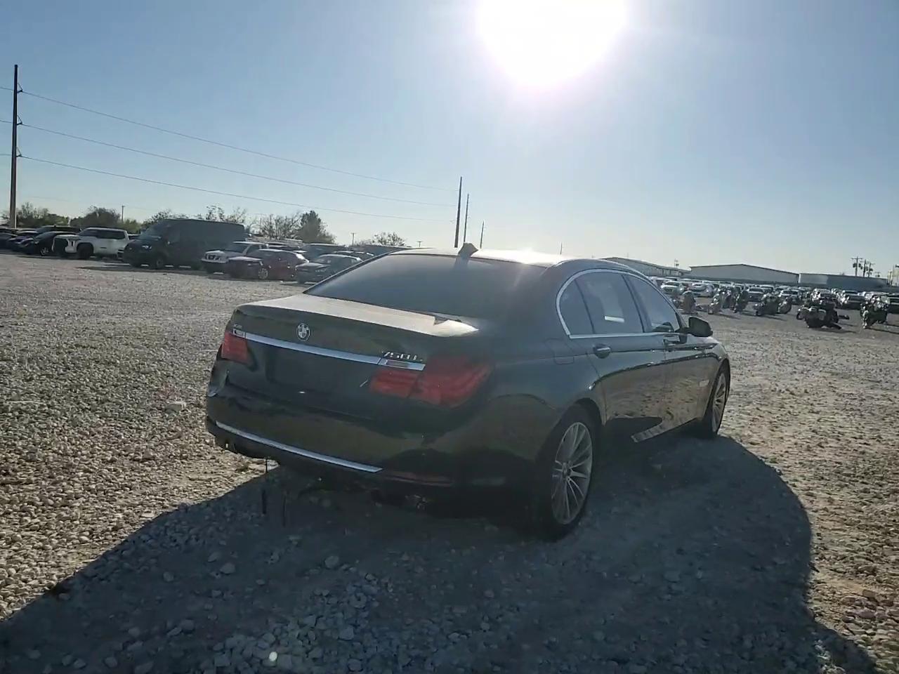 Фото: WBAYF8C55ED141764