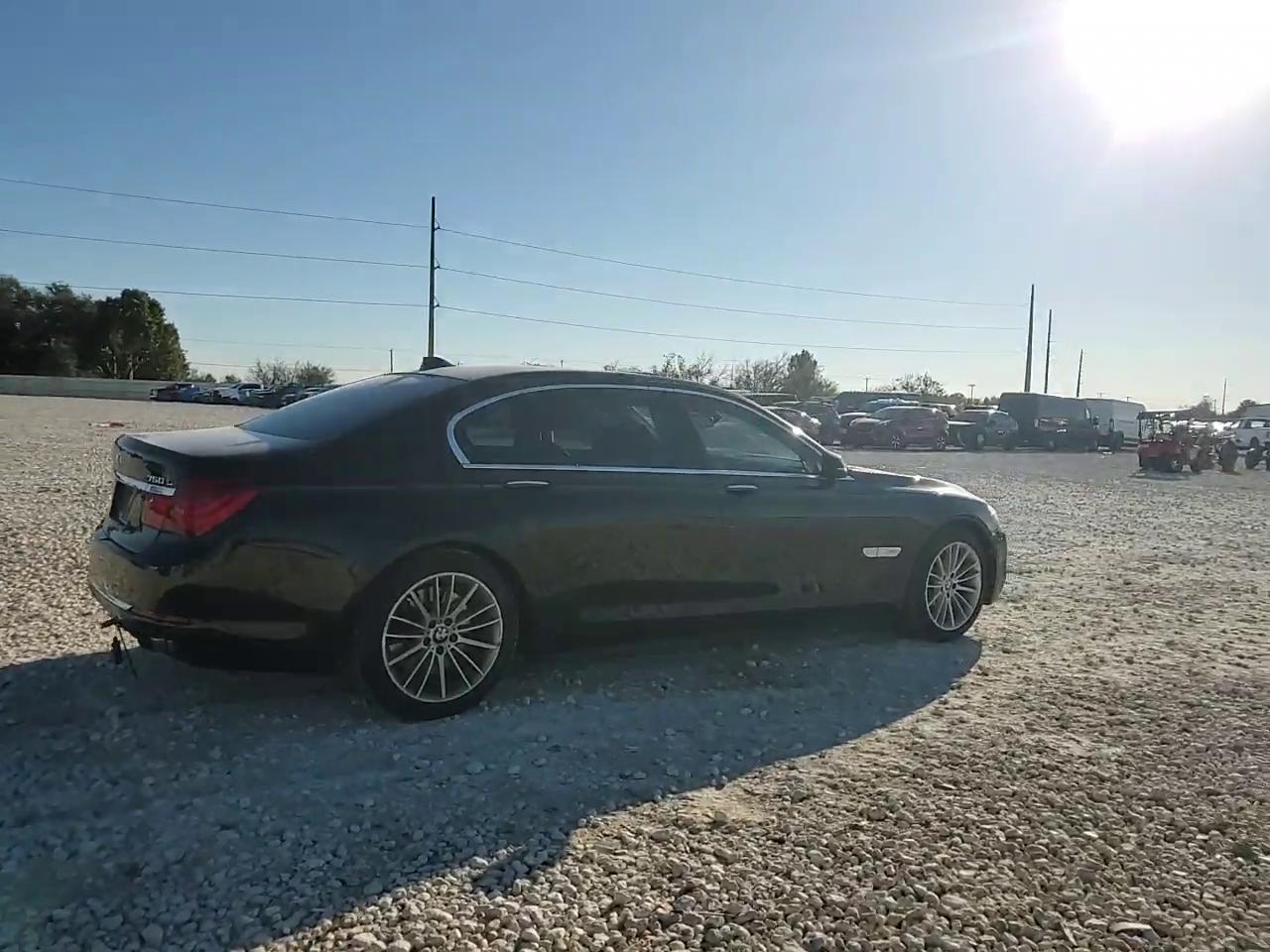 Фото: WBAYF8C55ED141764