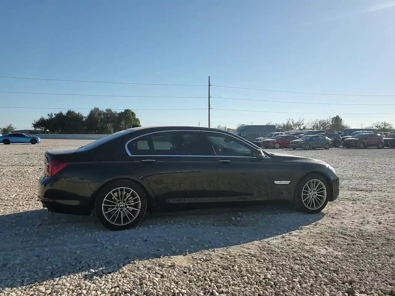 Фото: WBAYF8C55ED141764