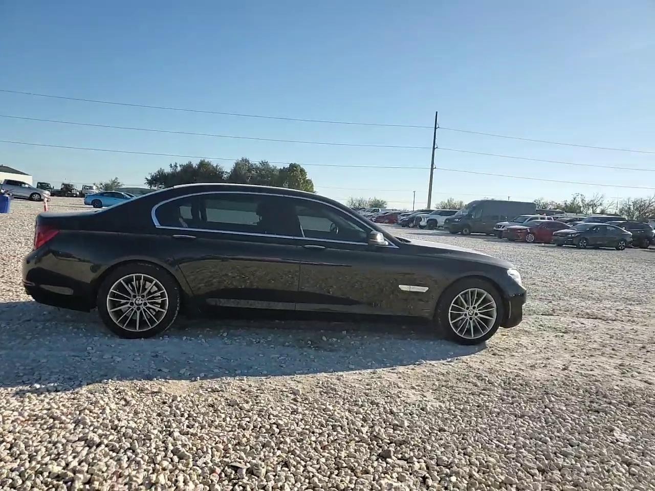 Фото: WBAYF8C55ED141764