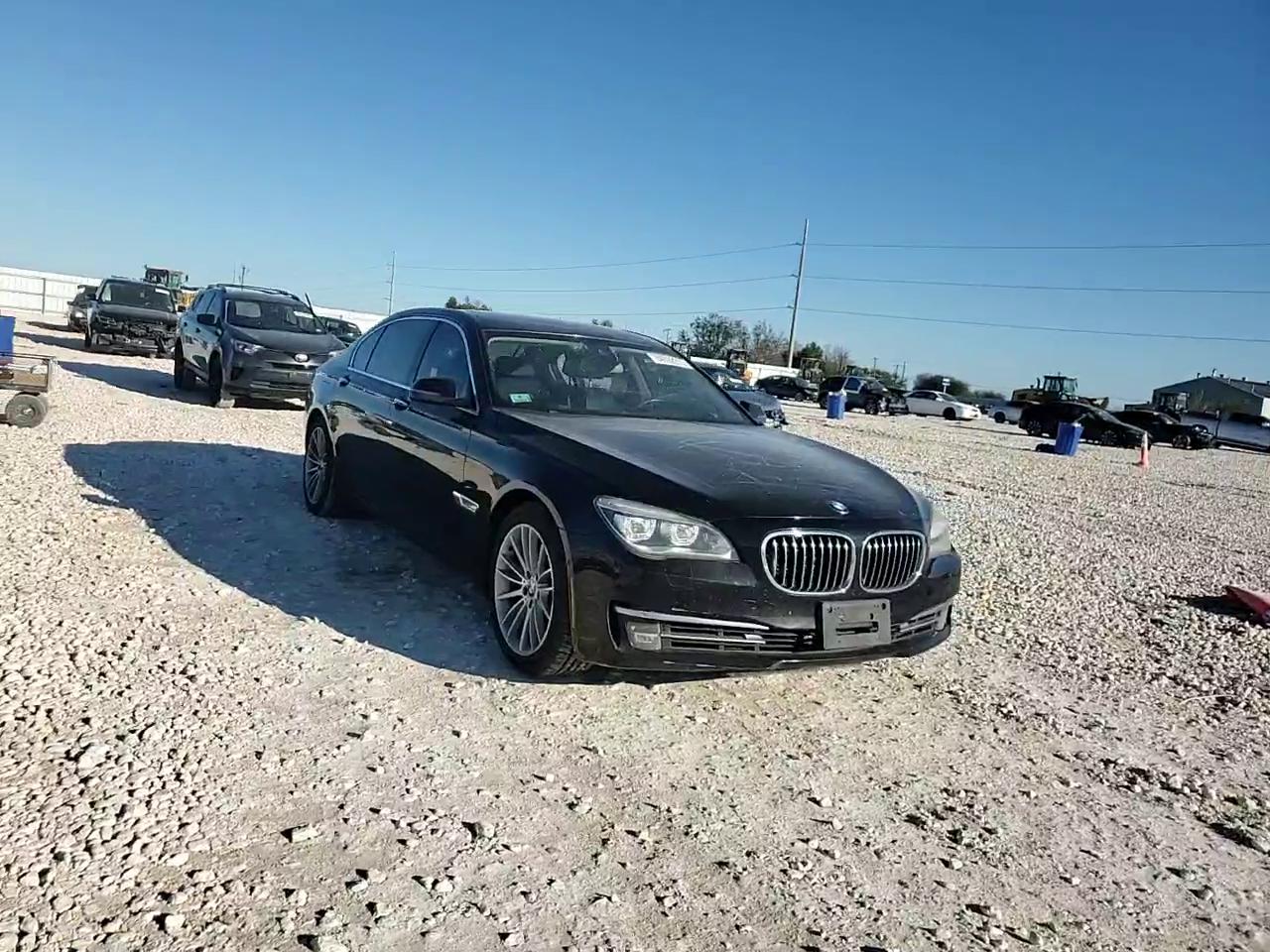 Фото: WBAYF8C55ED141764