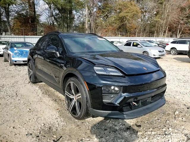2025 Porsche Macan VIN: WP1AD2XA1SL077024 Lot: 92683675
