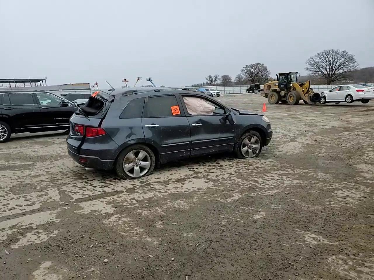 Фото: 5J8TB185X7A002812