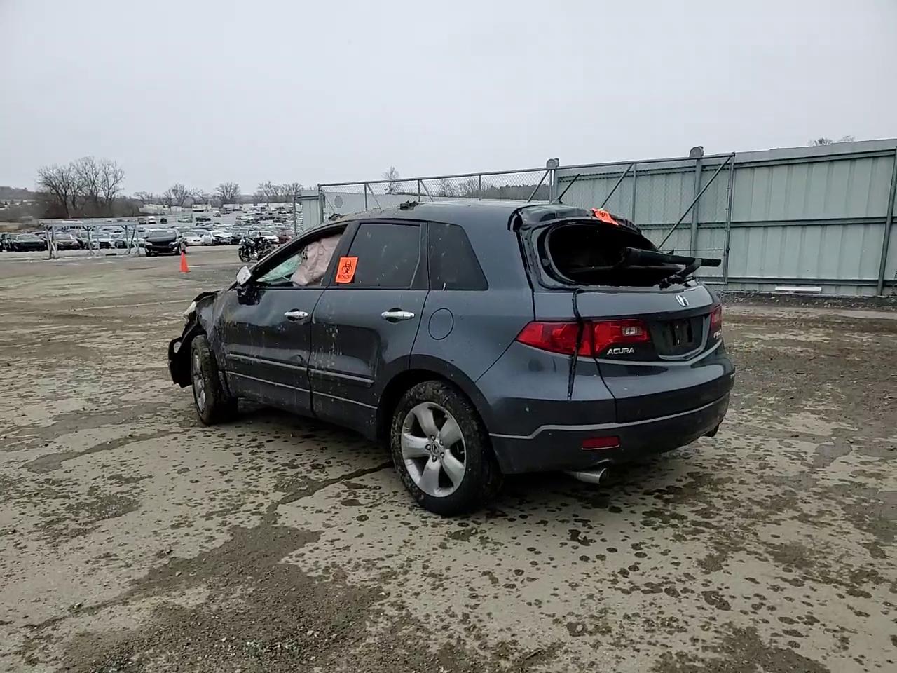 Фото: 5J8TB185X7A002812