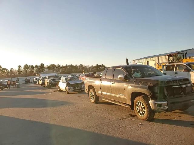 2017 Toyota Tundra Double Cab Limited VIN: 5TFBY5F19HX648924 Lot: 93316565