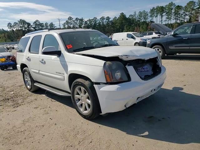 2007 GMC Yukon Denali VIN: 1GKFK63817J320056 Lot: 91459165
