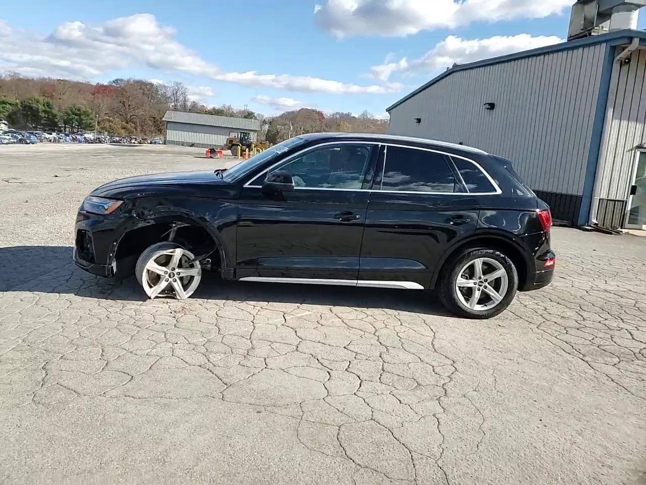 Фото: WA1AAAFY4M2055074