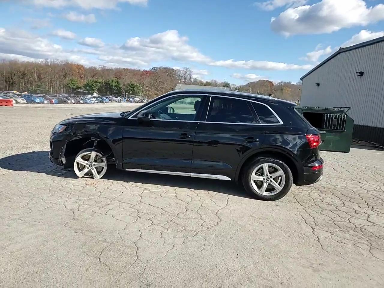 Фото: WA1AAAFY4M2055074