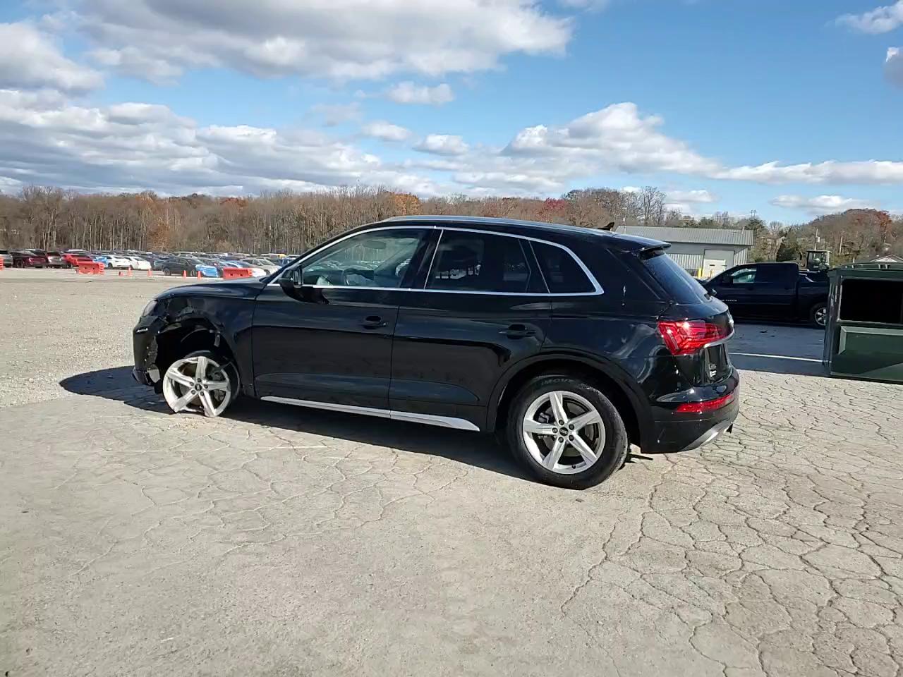 Фото: WA1AAAFY4M2055074