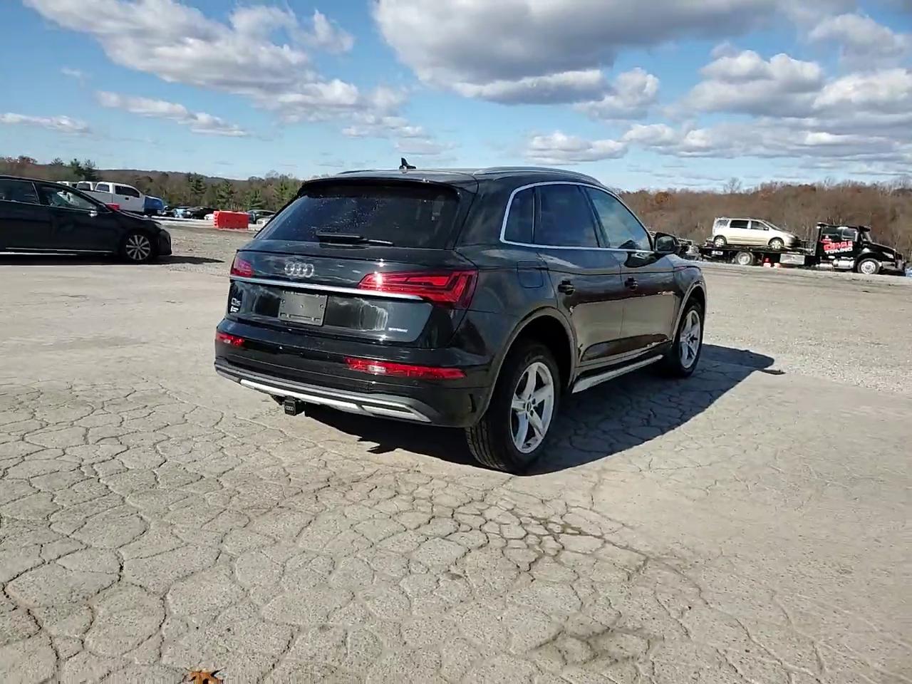 Фото: WA1AAAFY4M2055074