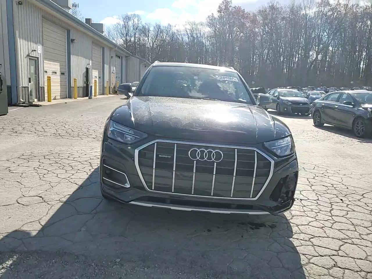 Фото: WA1AAAFY4M2055074