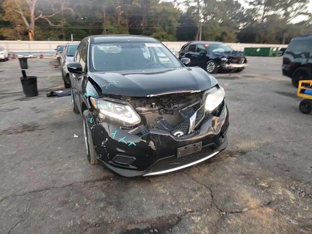 2015 Nissan Rogue S VIN: KNMAT2MV4FP570127 Lot: 92875245