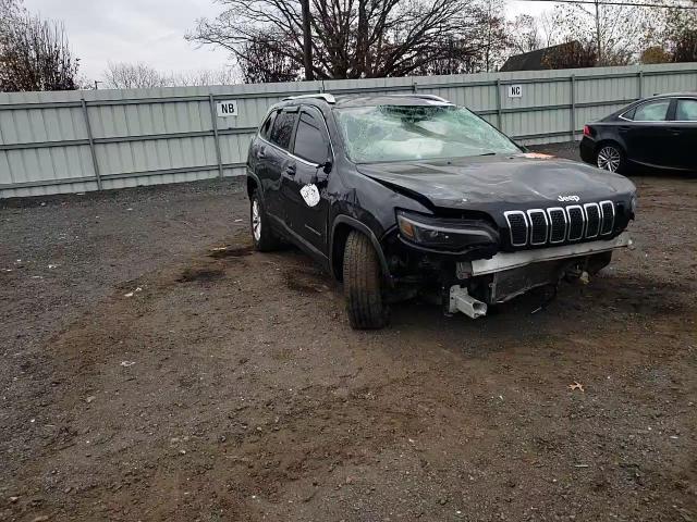 2019 Jeep Cherokee Latitude VIN: 1C4PJMCX3KD118454 Lot: 92310345