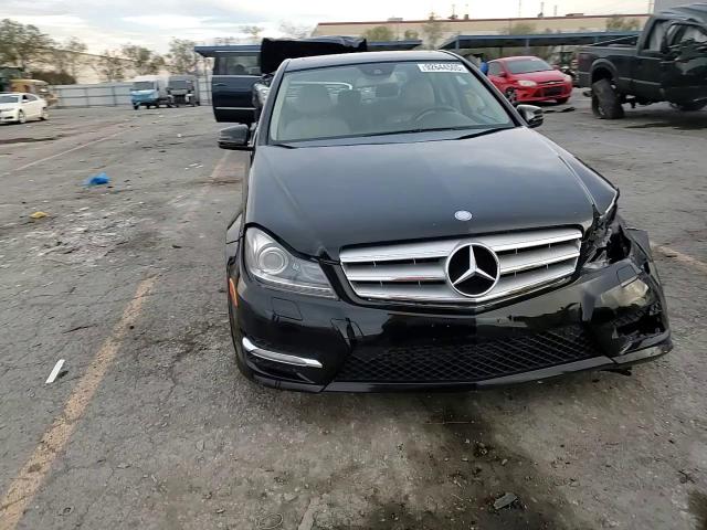 2013 Mercedes-Benz C 250 VIN: WDDGF4HB1DR266886 Lot: 92644505