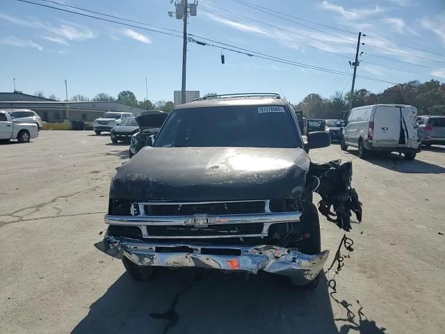 2000 Chevrolet Tahoe K1500 VIN: 1GNEK13T2YJ189551 Lot: 91578565