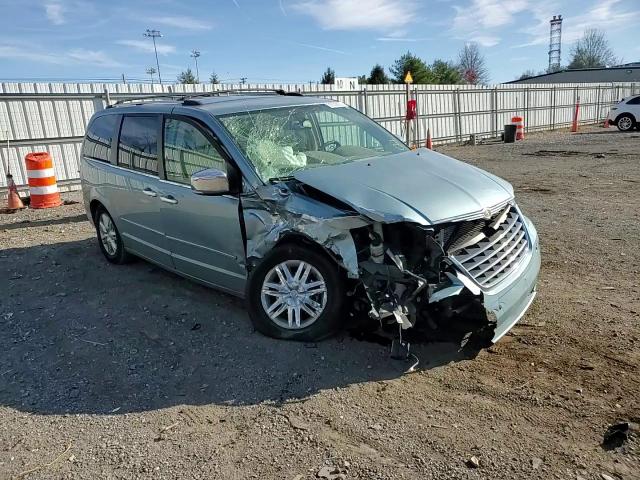 2008 Chrysler Town & Country Limited VIN: 2A8HR64X28R143688 Lot: 92830625