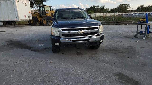 2011 Chevrolet Silverado K1500 Lt VIN: 1GCRKSE33BZ353640 Lot: 92985325