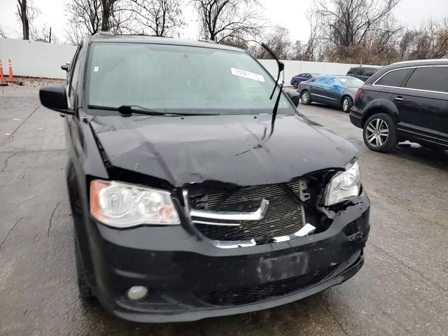 2017 Dodge Grand Caravan Sxt VIN: 2C4RDGCG7HR545630 Lot: 93927175